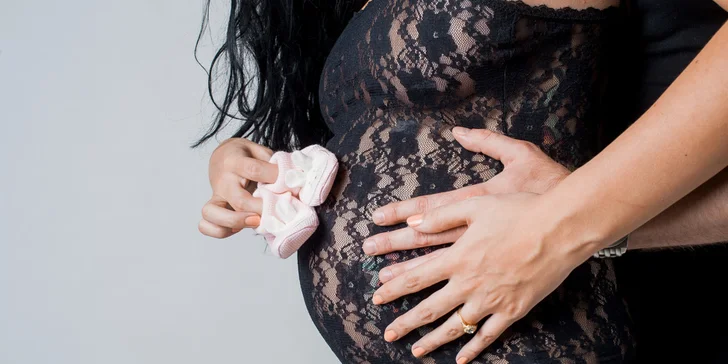 2hodinové profesionální focení v ateliéru či exteriéru