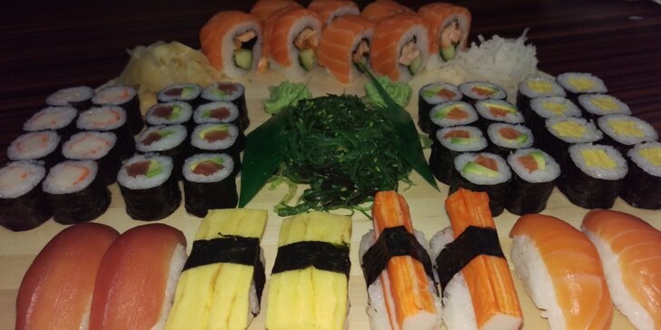 Hostina na japonský způsob: Sushi sety se 48 nebo 68 kousky