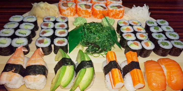Hostina ve jménu exotiky a zdravých lahůdek: Sushi sety plné 48 skvělých kousků