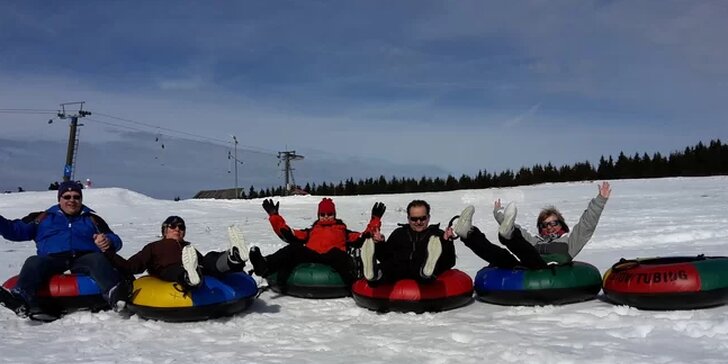 Snowtubing na Božím Daru - 4 jízdy plné zábavy!