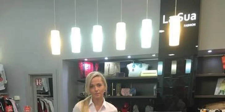 Dárek pro všechny shopaholičky: Otevřený voucher na nákup v módních buticích
