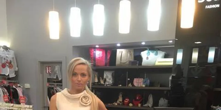 Dárek pro všechny shopaholičky: Otevřený voucher na nákup v módních buticích