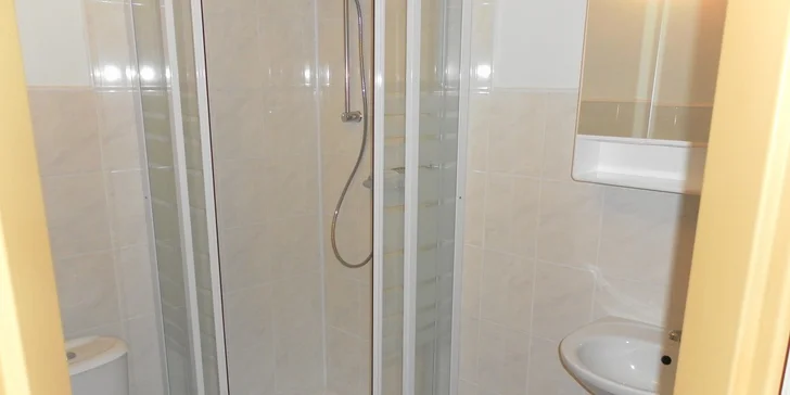 Týdenní pobyt v Jizerských horách pro 2 osoby s polopenzí