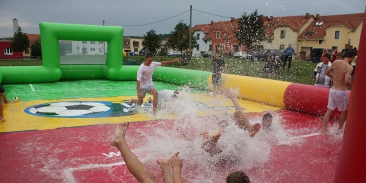 Celodenní pronájem vodního fotbalu na vaši akci