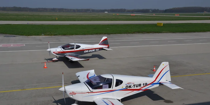 Pilotem na zkoušku: 20–60 min. v letounu Alto 912 TG s dohledem instruktora