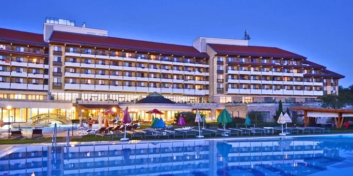 Relaxace u Balatonu s neomezeným wellness a polopenzí + 2 děti zdarma