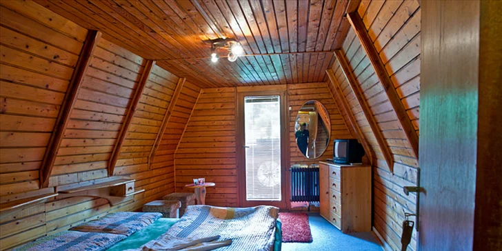 Turistika v CHKO Beskydy: ubytování v kolibě včetně polopenze a wellness