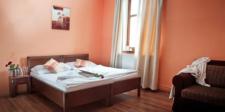 Nebeský relax pro dva v Jeseníkách se skipasem - bazén, saunový svět i masáž