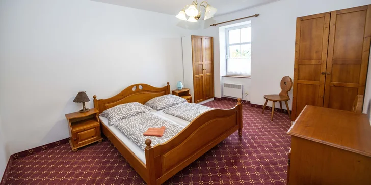 Ubytujete se v Hotelu Svatý Hubert.