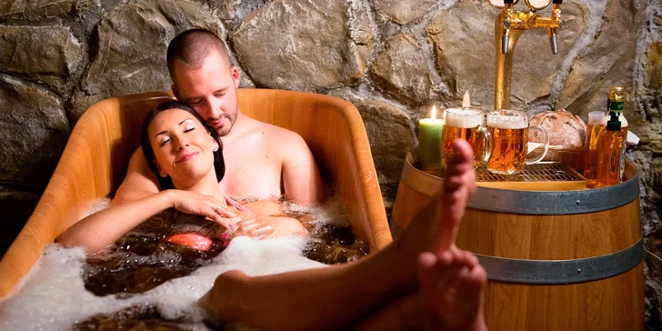 Pěnivý relax na Mělníku: 3 nebo 4 dny se snídaní a privátní pivní lázní