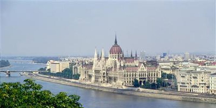Jarní výlet do romantické Budapešti s možností plavby lodí po Dunaji