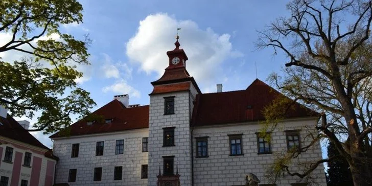 3-8 dní v Třeboni: luxusní apartmány pro celou rodinu u rybníka Svět