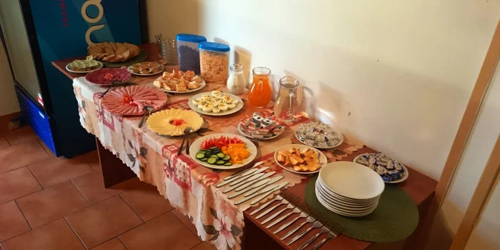 Oddech mezi vinicemi: pobyt pro dva s ochutnávkou vína, pálenek a likérů