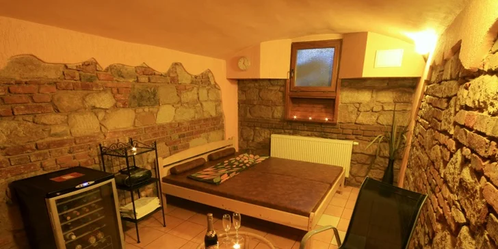 Letní relax: 3 hod. saunování se sektem i s možností čokoládového fondue