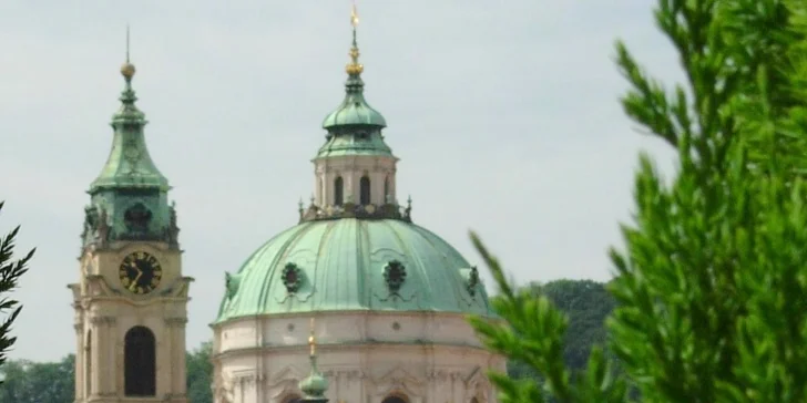 Procházka Prahou pro seniory: 2 hodiny v mírném tempu s posezením v kavárně