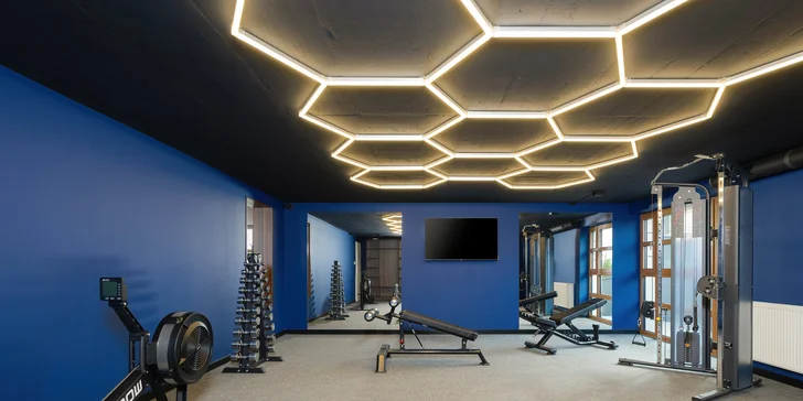 Neomezeně můžete využívat i hotelové fitness.