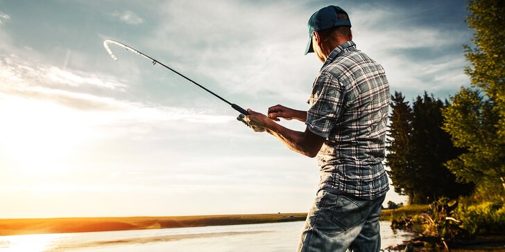 5 hodin rybaření pro 1 nebo 2 osoby – chyťte zlatou rybku nebo pstruha k večeři