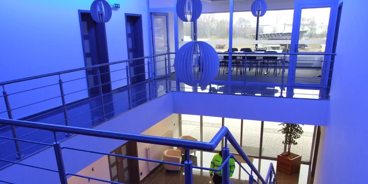 Splněný sen velkých kluků: Závodní den na polygonu