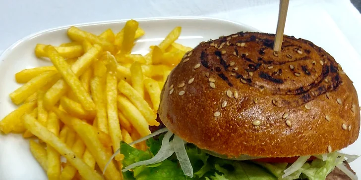 Přijďte se nadlábnout: 1, 2 nebo 4 napěchované burgery podle vašeho gusta