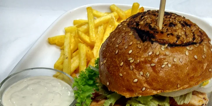 Přijďte se nadlábnout: 1, 2 nebo 4 napěchované burgery podle vašeho gusta