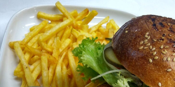 Přijďte se nadlábnout: 1, 2 nebo 4 napěchované burgery podle vašeho gusta