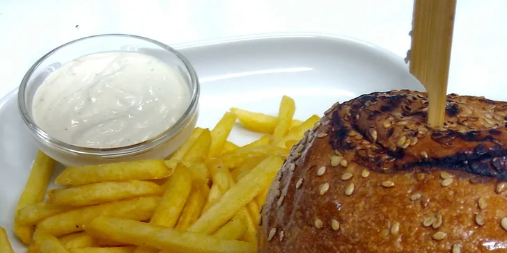 Přijďte se nadlábnout: 1, 2 nebo 4 napěchované burgery podle vašeho gusta