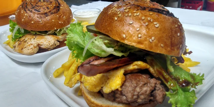 Přijďte se nadlábnout: 1, 2 nebo 4 napěchované burgery podle vašeho gusta