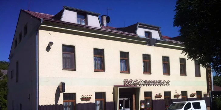 Silvestrovský pobyt ve stylu 80. a 90. let v romantickém Babiččině údolí