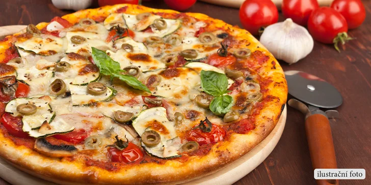 Křupavá pizza v centru Prahy: Prosciutto, Prosciutto Salumi nebo Pollo