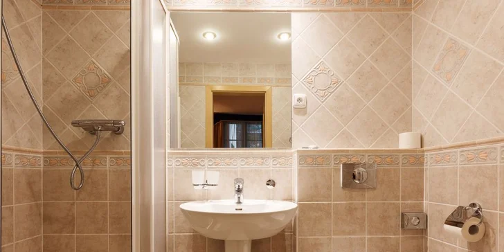 3 dny relaxu s pravou thajskou masáží v hotelu Maltézský kříž v Karlových Varech
