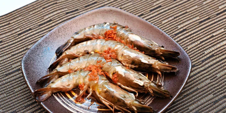 Asijské barbecue menu pro 2 osoby – grilujte si sami přímo na stole