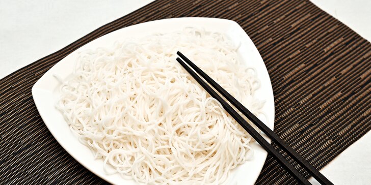 Asijské Hot Pot menu pro 2 osoby – uvařte si sami přímo na stole