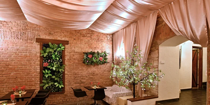 Asijské barbecue menu pro 2 osoby – grilujte si sami přímo na stole