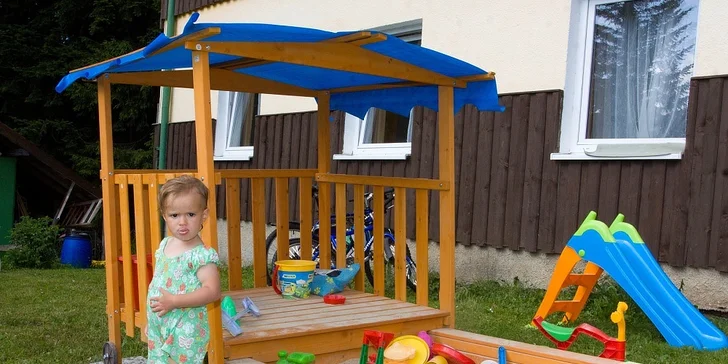 Rodinná dovolená v podhůří Šumavy - 4 či 7 dní s polopenzí pro 2 dospělé a dítě