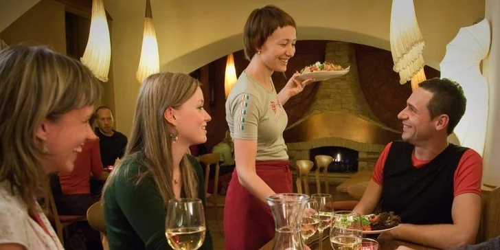 Vegetariánské menu o 3 chodech v restauraci Maitrea pro 2 osoby