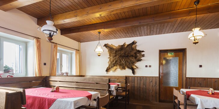 Zimní pobyt v Krkonoších: Polopenze, sauna i 20% sleva na lyžování