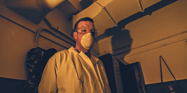Staňte se hrdinou tajemné laboratoře, který zachrání svět
