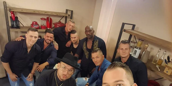 Jen pro dámy: Smyslná show striptérské a taneční skupiny Dirtyy Boyzz