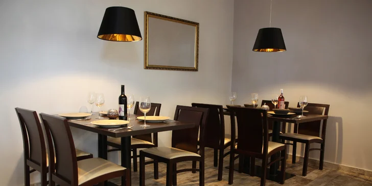 Poznejte nové chutě: famózní degustační menu pro 2 osoby v Černé růži