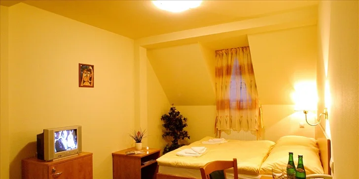 Romantika v podzámčí: 3 dny v Hluboké nad Vltavou se snídaní pro dva