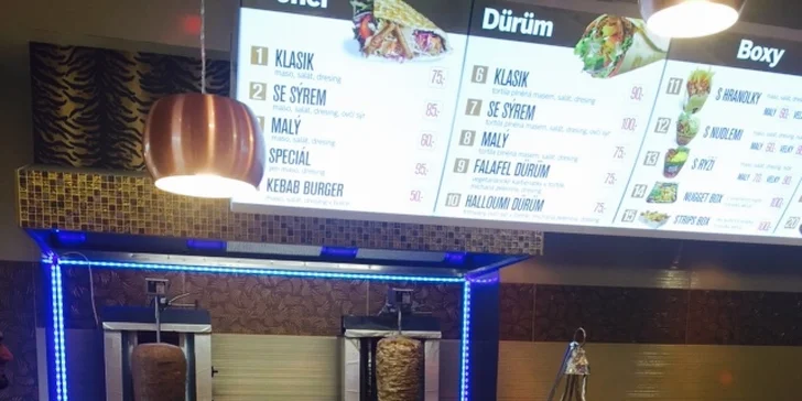 Chutné maso v chlebové placce: Döner nebo dürüm klasik s nápojem
