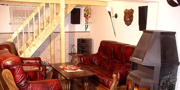 Týdenní pronájem luxusní chaty v Beskydech pro až 9 osob s vířivkou