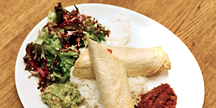 Vegetariánské menu o 3 chodech v restauraci Maitrea pro 2 osoby