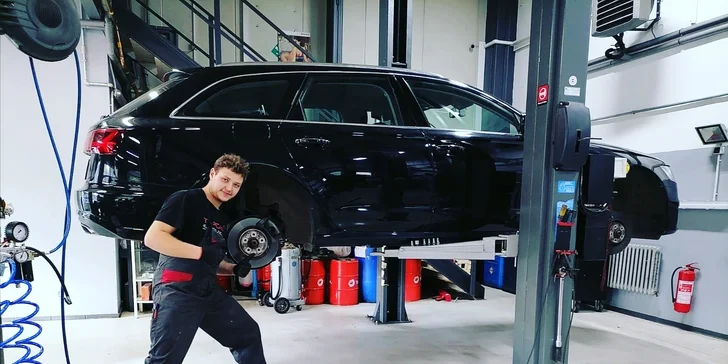 Šikulové z TopCar Servisu obstarají všechno za vás. 