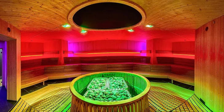Konají se tu i nejrůznější ceremoniály. 