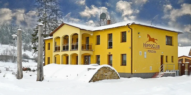 Zimní wellness pobyt se snídaní v krásném penzionu HippoClub na Liptově