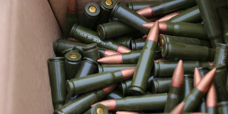 Zážitek na střelnici: Glock 17, Micro Roni 2, útočná puška i pumpa brokovnice