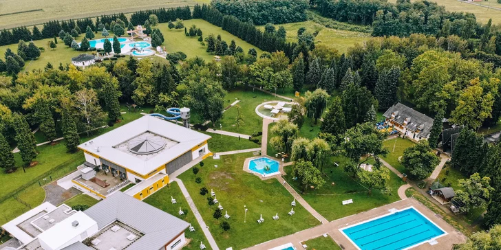 Hotel susedí s Energetickým parkom sv. Juraja, kde načerpáte energiu.