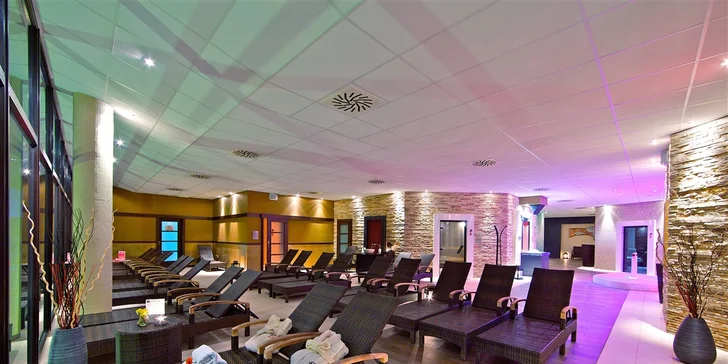 Exotika uprostřed Evropy: Pobyt u Slunečních jezer, polopenze a wellness pro dva
