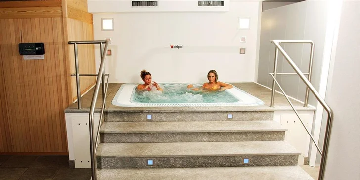 Italské Alpy jako na dlani: Lyžovačka s dopravou, 2 nocemi v hotelu a polopenzí